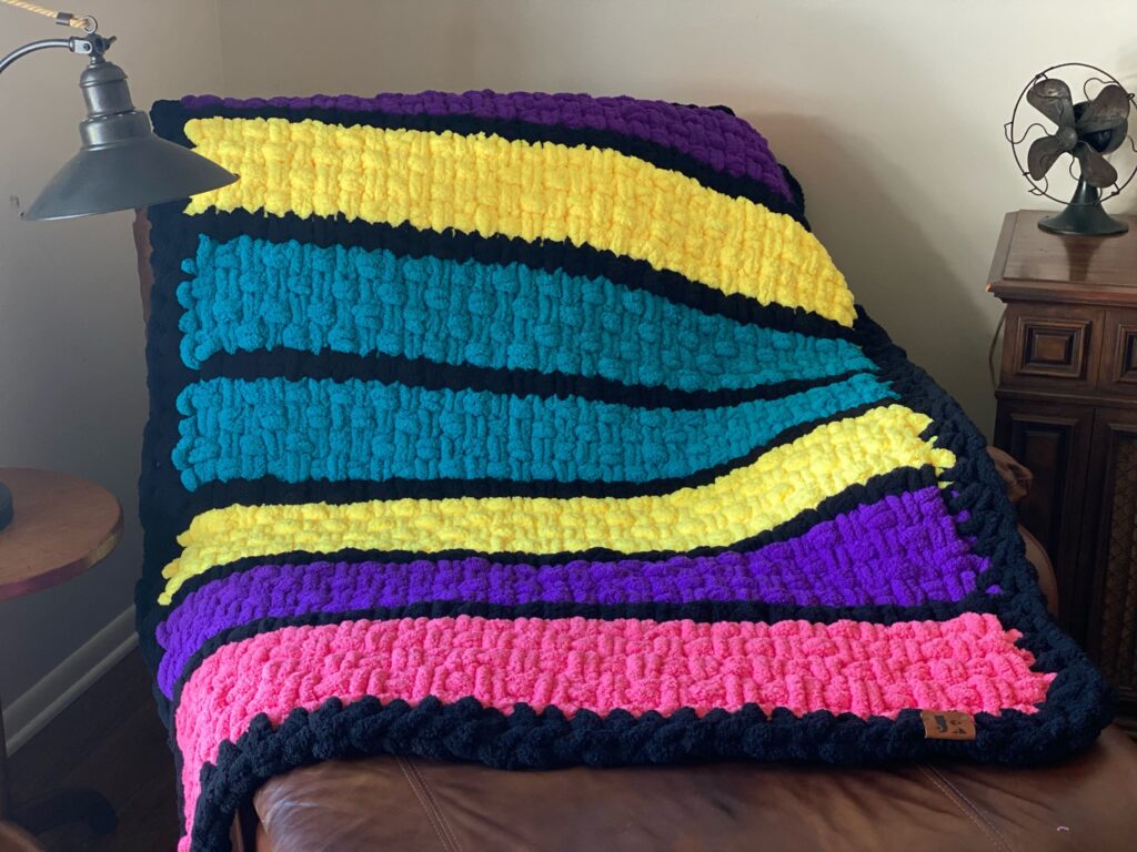 PHAT Weave Signature Throw